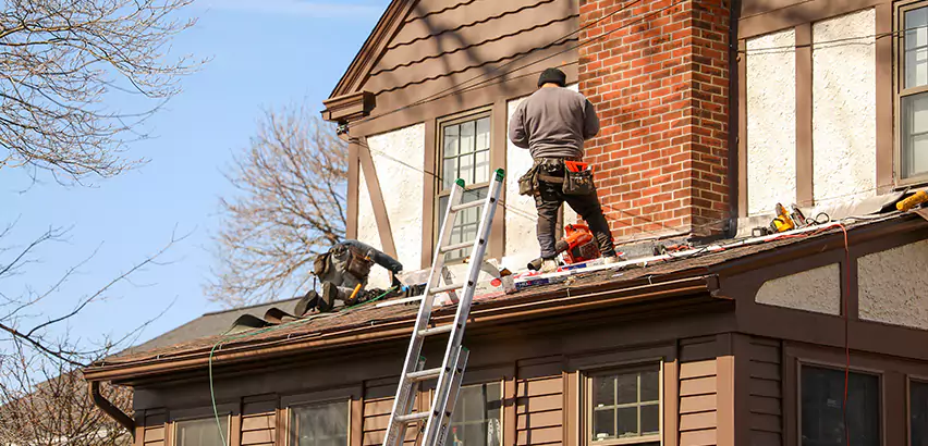 Roof Siding Trim Repair in New Lenox