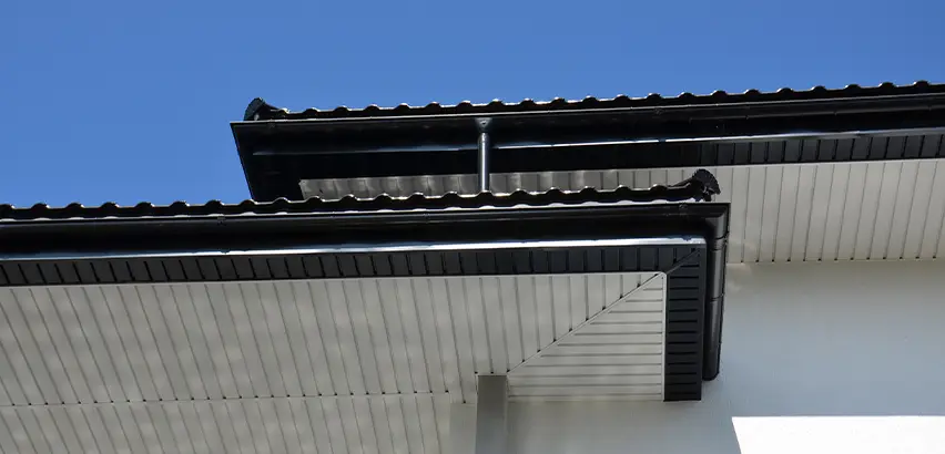 Roof Overhang Repair in New Lenox